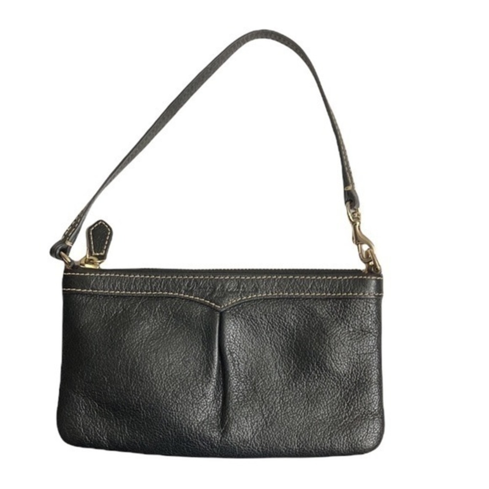 Dooney & Bourke black leather wristlet